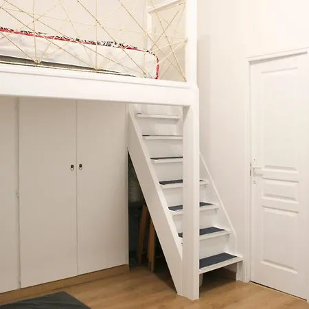 Charming In The Heart Of Apartament Paryż